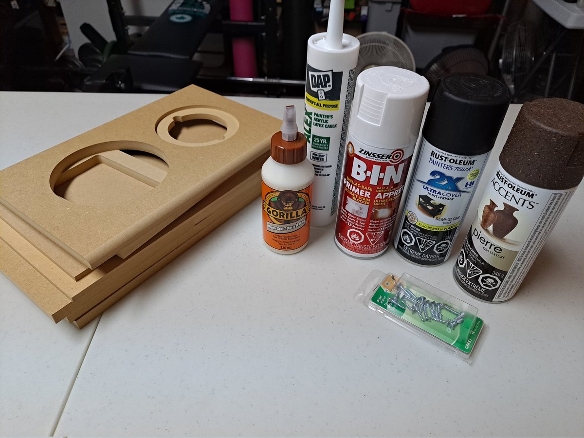 MissMBreene's tweet photo. Speaker build! https://t.co/bcLZgnVigQ