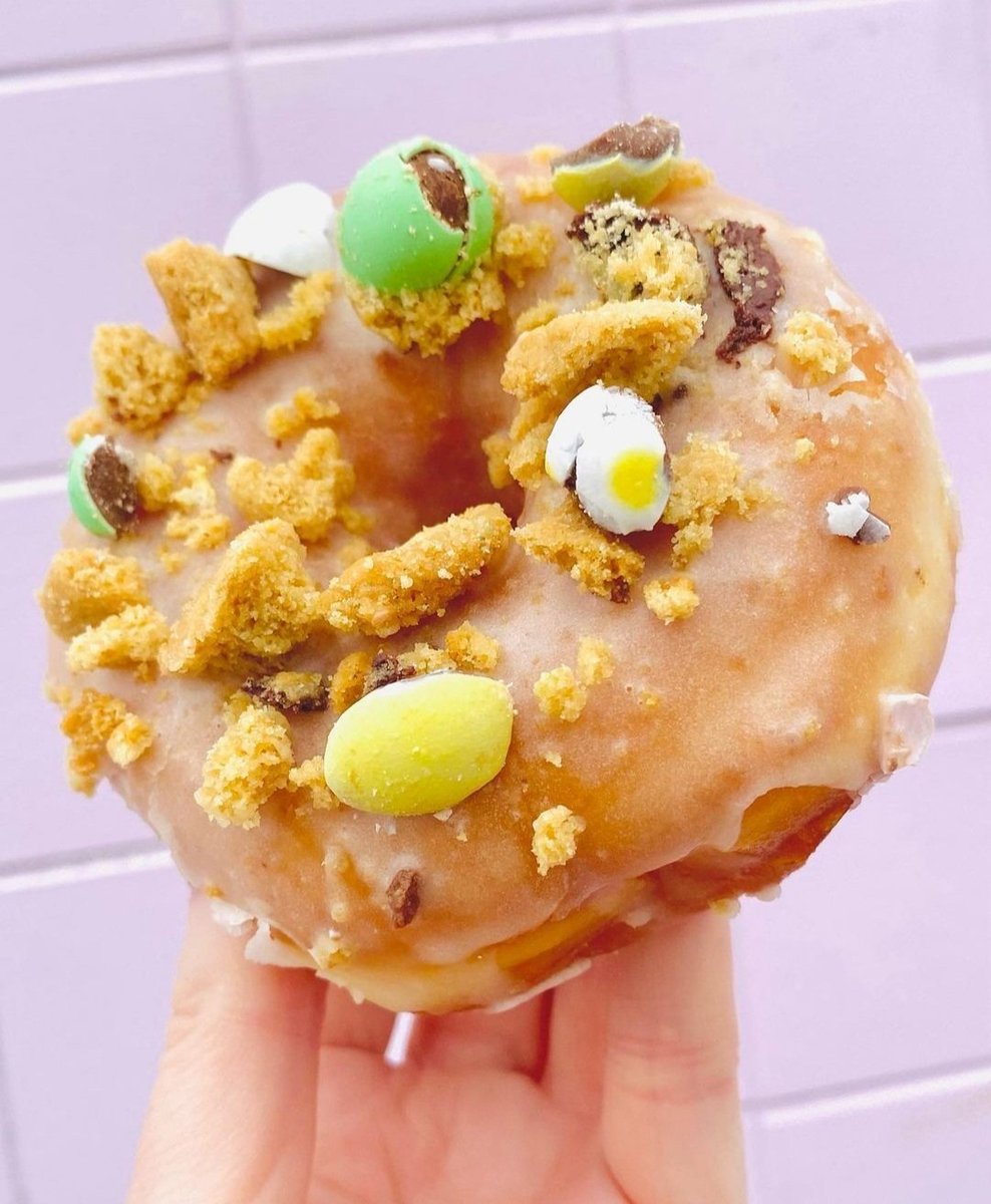 GerrardIndiaBaz's tweet photo. Happy Easter! 

Looking for something sweet to enjoy this #EasterWeekend? Drop by @GHoleDoughnuts (open all #longweekend!) and enjoy this new menu item - Mini Egg Cookie Doughnuts! 

📷 @to.foodgirl  

📌1505 Gerrard St E

#Easter #toronto #doughnuts
#gerrardindiabazaar https://t.co/51TFsBLnkL