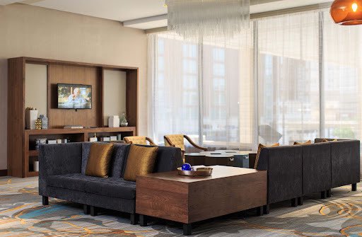 Set the tone for a successful conference in the heart of downtown Kansas City - near all the major attractions. Our newly updated event venues offer more than 95,000 square feet of high-style, flexible meeting space.