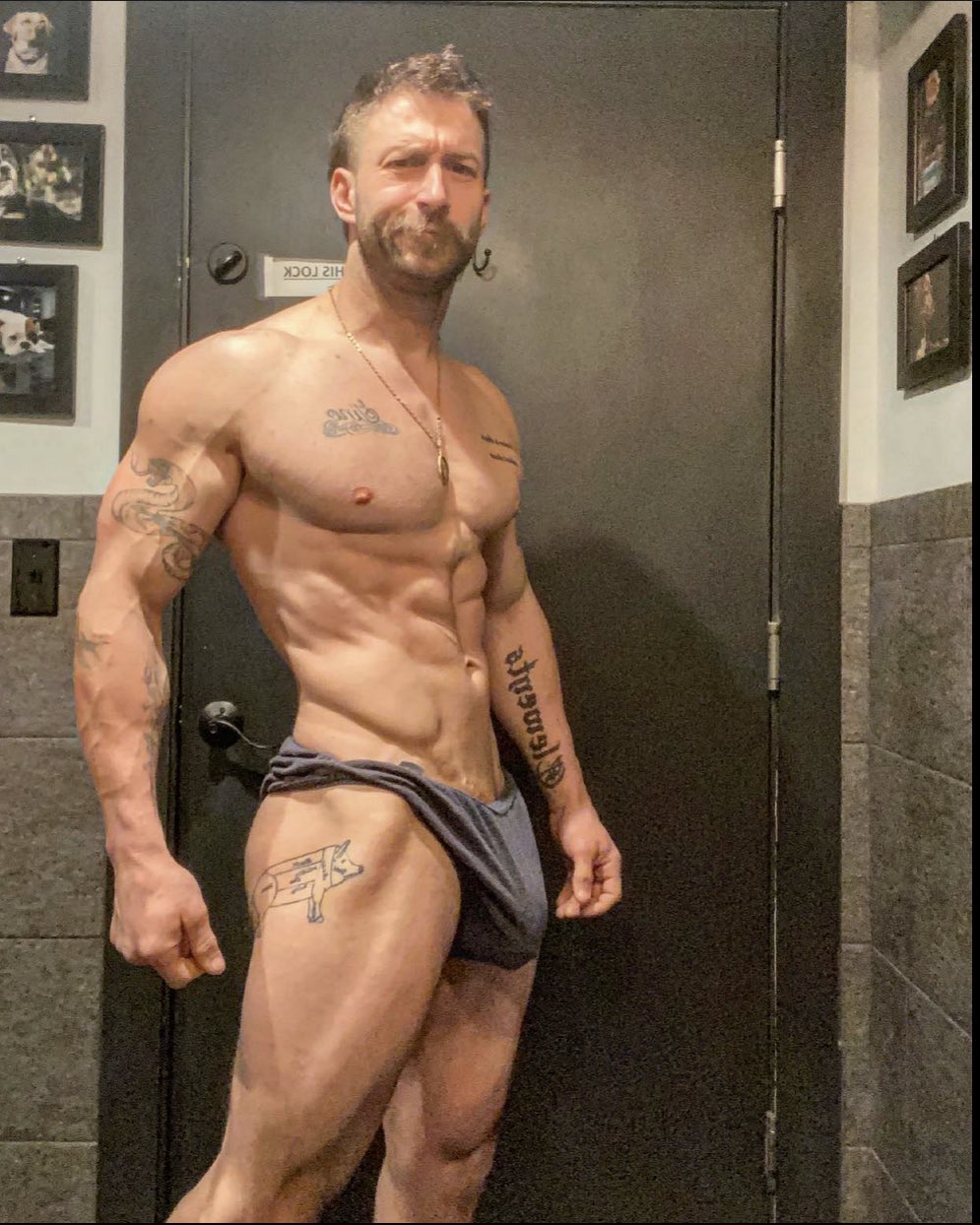 nicholas ryder on Twitter: "Happy Easter;) https://t.co/GzArXKy9T4