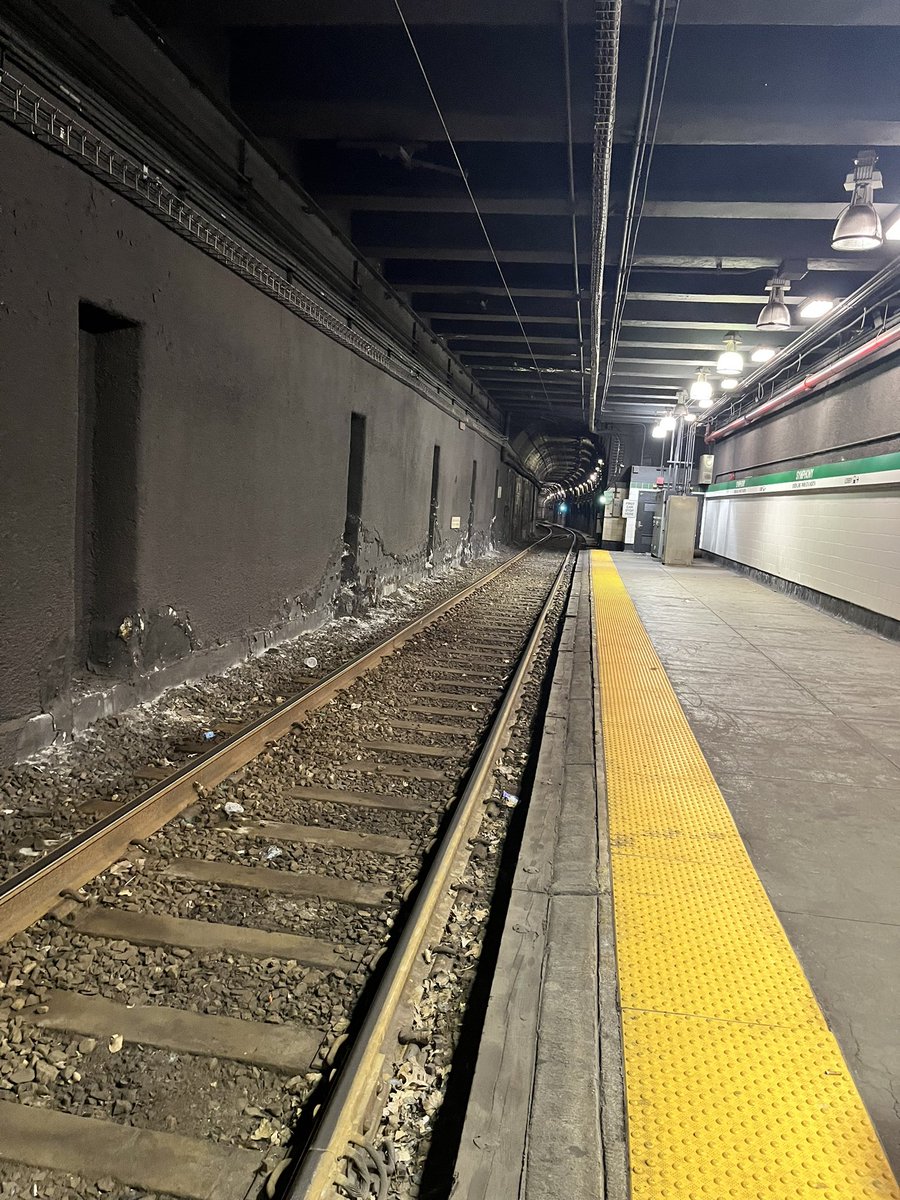 J'ai 59 ans et j'attends de prendre mon premier trajet en métro 🚇