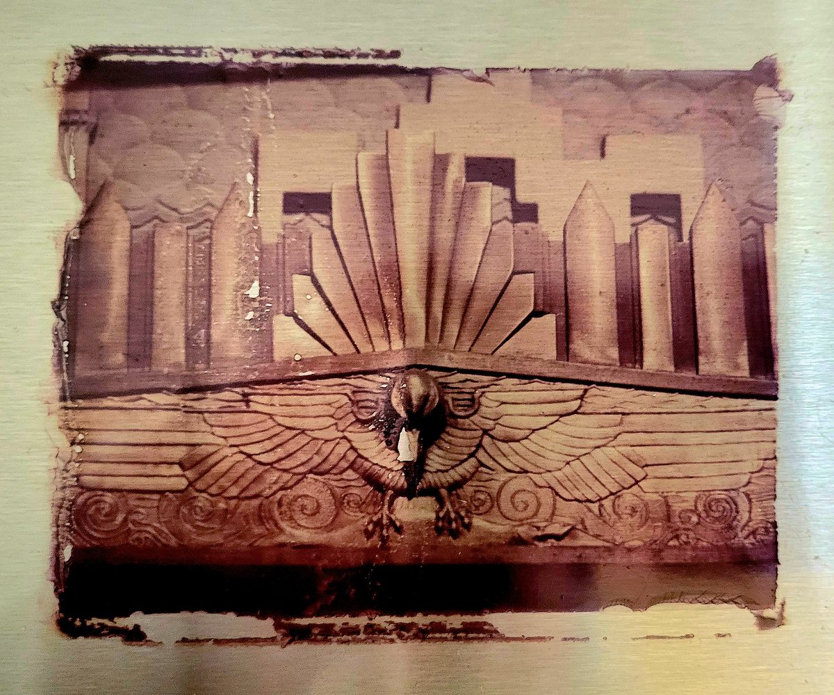 CryptoK37364015's tweet photo. #Marinebuilding 
New Mints April 12th.
A lot of experimentation with receptor surfaces on this project reflecting the architect's use of bass relief panels and brass work to convey the Marine theme in this art deco masterpiece.
Current OE Details -  27 hrs left 👇👇👇
#Polaroid https://t.co/Tp4nufd7jI