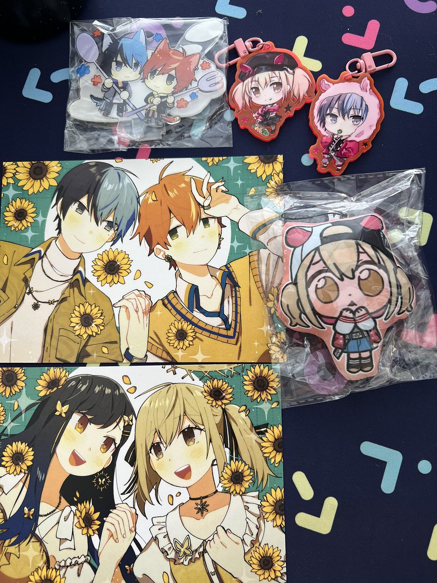 also found some other amazing project sekai artists!!! gf and i really looked for all of the touya and kohane vendors 😭

<a href="/Roirence/">Roi@ANIME NORTH☕️🥞</a> <a href="/laaaicha/">eitos 5head</a> <a href="/mg3kiryu/">KIR☆</a> <a href="/illycia/">illy ✨</a> <a href="/mimimisoup/">miiisu</a>