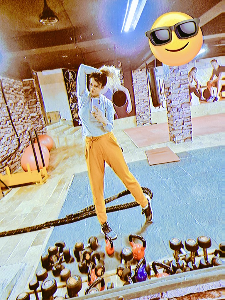 ZebaSattar's tweet photo. Someones gotta do it .
#Ramadan #WorkOuts #FitnFab #Twitter #MyWorkOuts #ZeeLyf https://t.co/2Jtes2FC6F