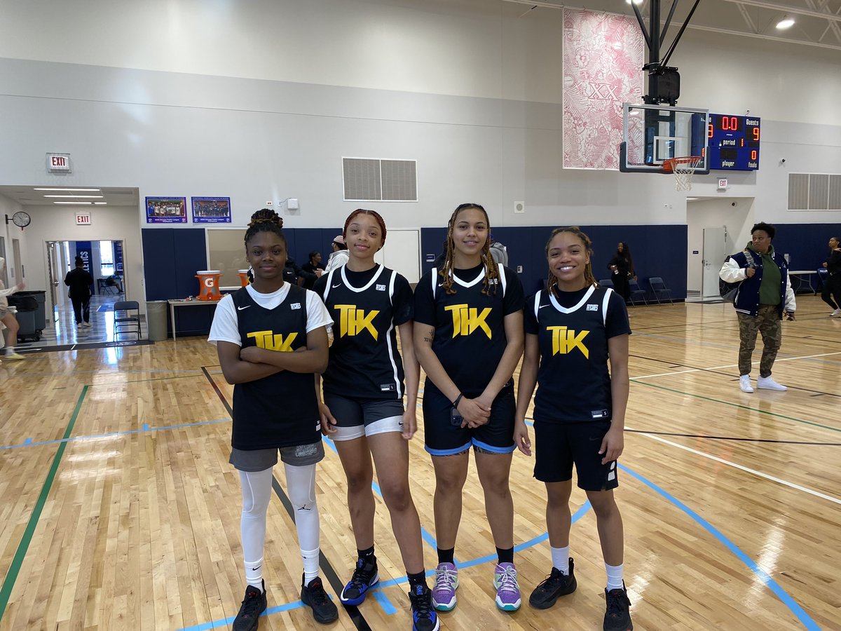 Awesome seeing 2023 <a href="/j10givens/">Jazlynn Givens</a> 2024 <a href="/MilaanMoore/">Milaan Moore</a> and 2025s <a href="/d1annjackson/">Diann Jackson</a> <a href="/HeniganAriella/">Ariella Henigan</a> getting some work in the #THK Camp today! Special thanks to @Nae_2smoove for putting together such a wonderful event! 
<a href="/KenwoodSports/">Kenwood Academy Sports</a> <a href="/BroncoSociety/">Kenwood Academy</a>