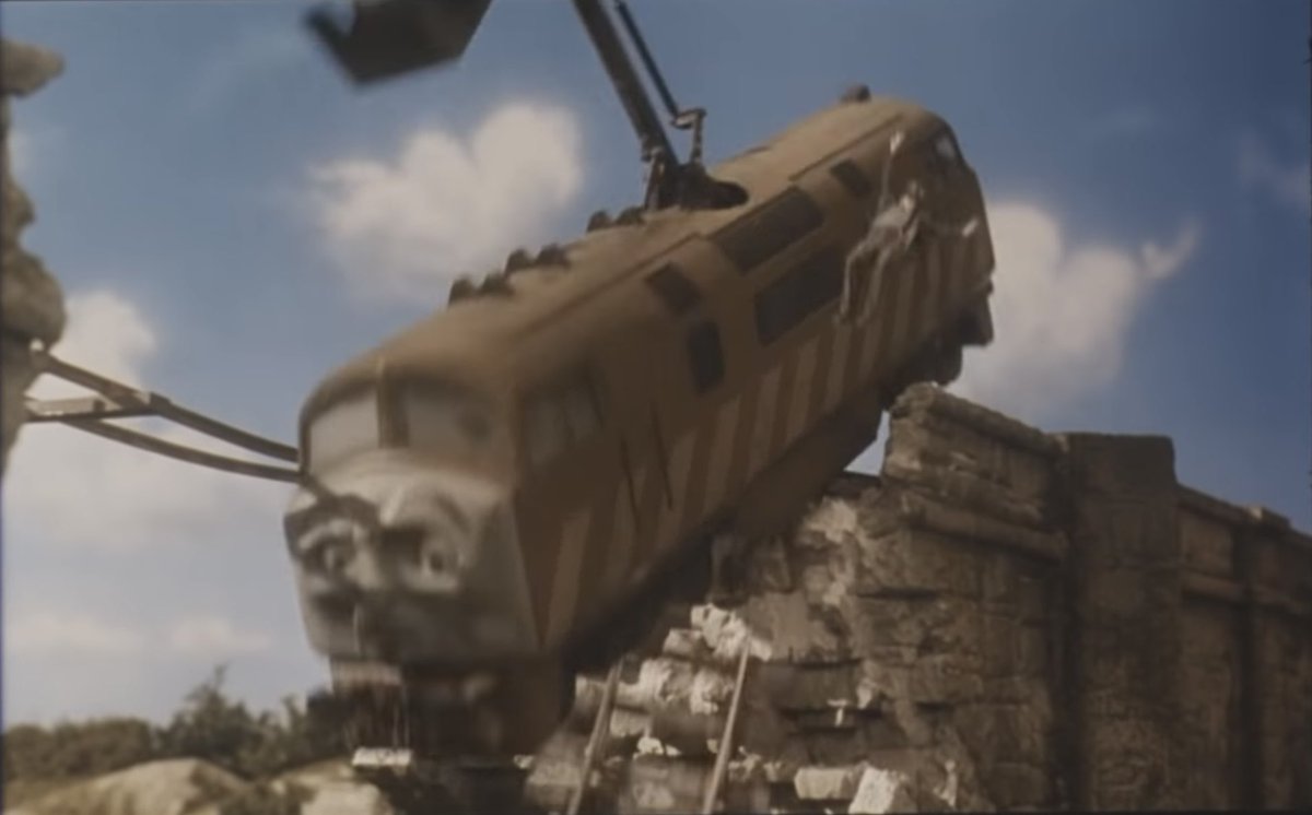 MasonDey1's tweet image. (1/3) Been on a total TATMR kick and for fun I thought up what (in my opinion) would be the coolest Blu-ray/4k box set release of the movie 

3 discs for 3 versions of the film 

The Theatrical Cut 
The Original Cut (A finalized cut with pt)
The Directors Cut (A version with all-