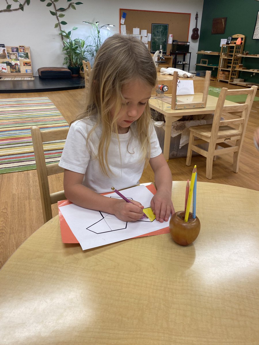WestminsterOKC's tweet photo. Friday update! 
• Primary Division kindergarteners are learning about aperiodic monotiles. 
• Lower Division third grade group, Popgun, sold popcorn 🍿 to campus. 
• Middle Division students are creating alcohol drips in art.
#whywewestminster https://t.co/QiJhVStvDg