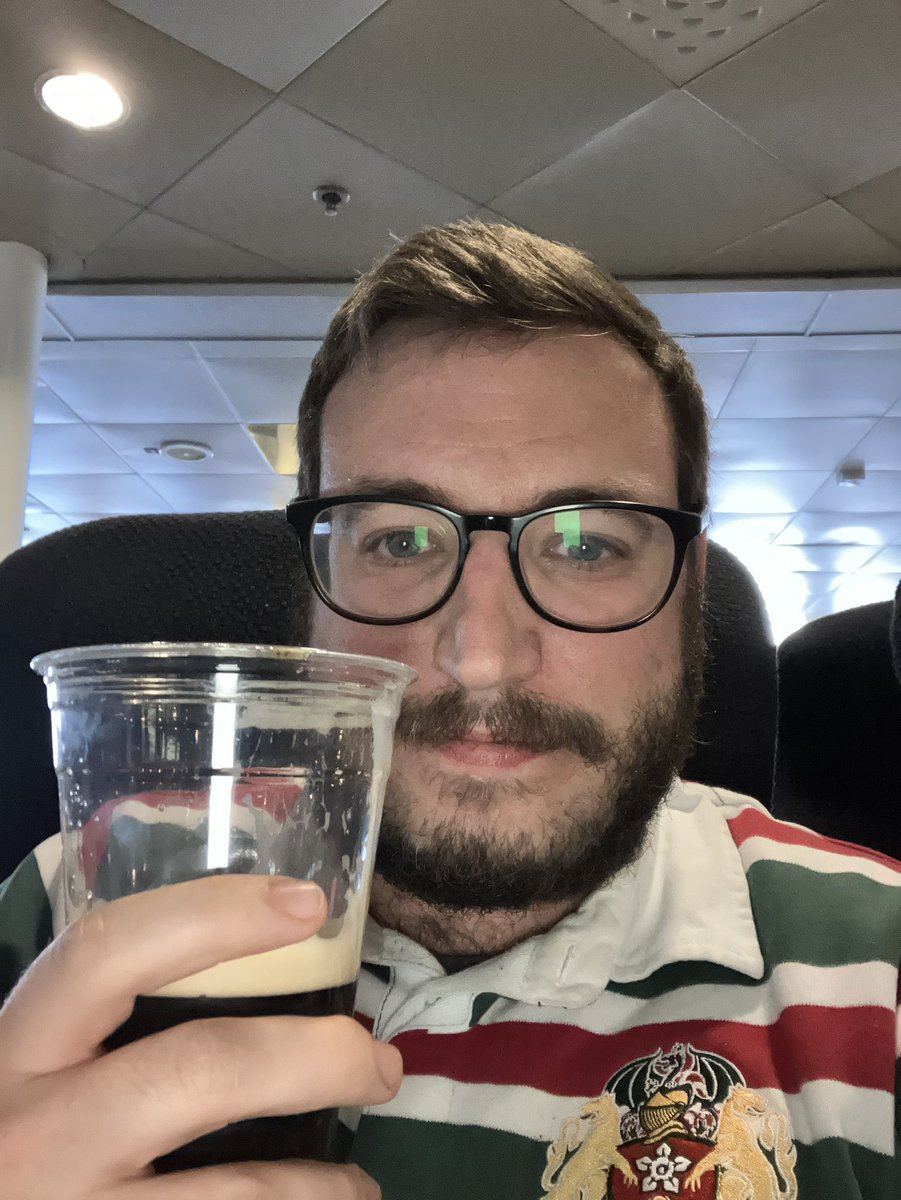 A View From LE2 / Elliott Butlin tweet media