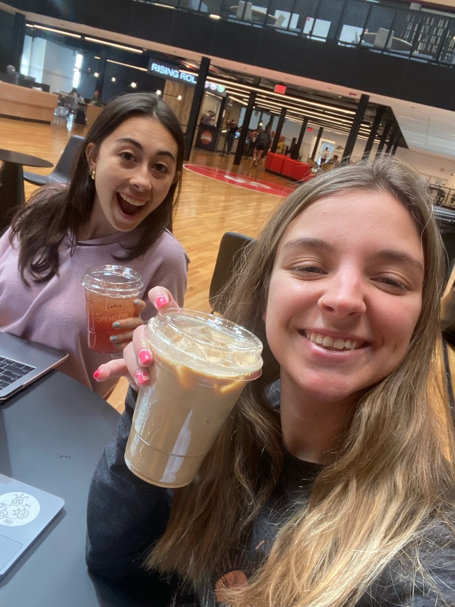 Spencer's Coffee is FUELING my sleep deprived state on this Friday morning. Thanks <a href="/k8nicewiczscott/">Kate Nicewicz Scott</a> for giving this senior a reason to be on campus today 🥳 #groupproject #wkusmm #teampic