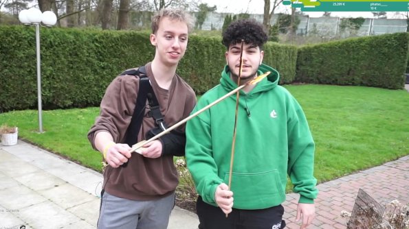 LiamsLeben's tweet photo. @Rohatt_ @LetsHugoYT #TwitchDE https://t.co/rDbtA9Z8fP