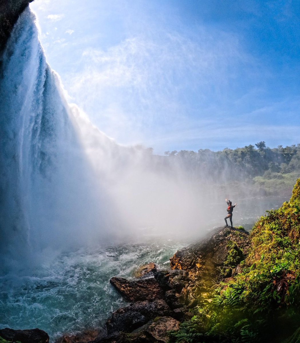 Brazilian waterfalls… mind = blown! 🤯 🇧🇷 pepehgoncalves (IG) + #GoProHERO11 Black with the shot of dreams out in South America. 📸 #GoProBR @GoProBR #Brazil #Waterfalls #Travel #SouthAmerica