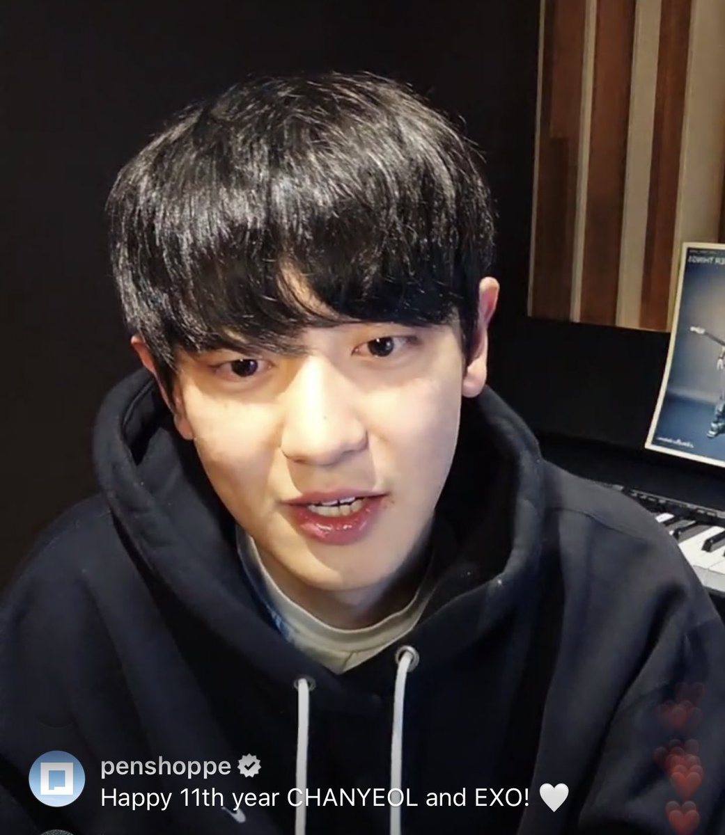 kokokbop's tweet photo. Penshoppe commented on Chanyeol’s live 🤍 “Happy 11th year CHANYEOL and EXO!” https://t.co/gEzsSA7vAW