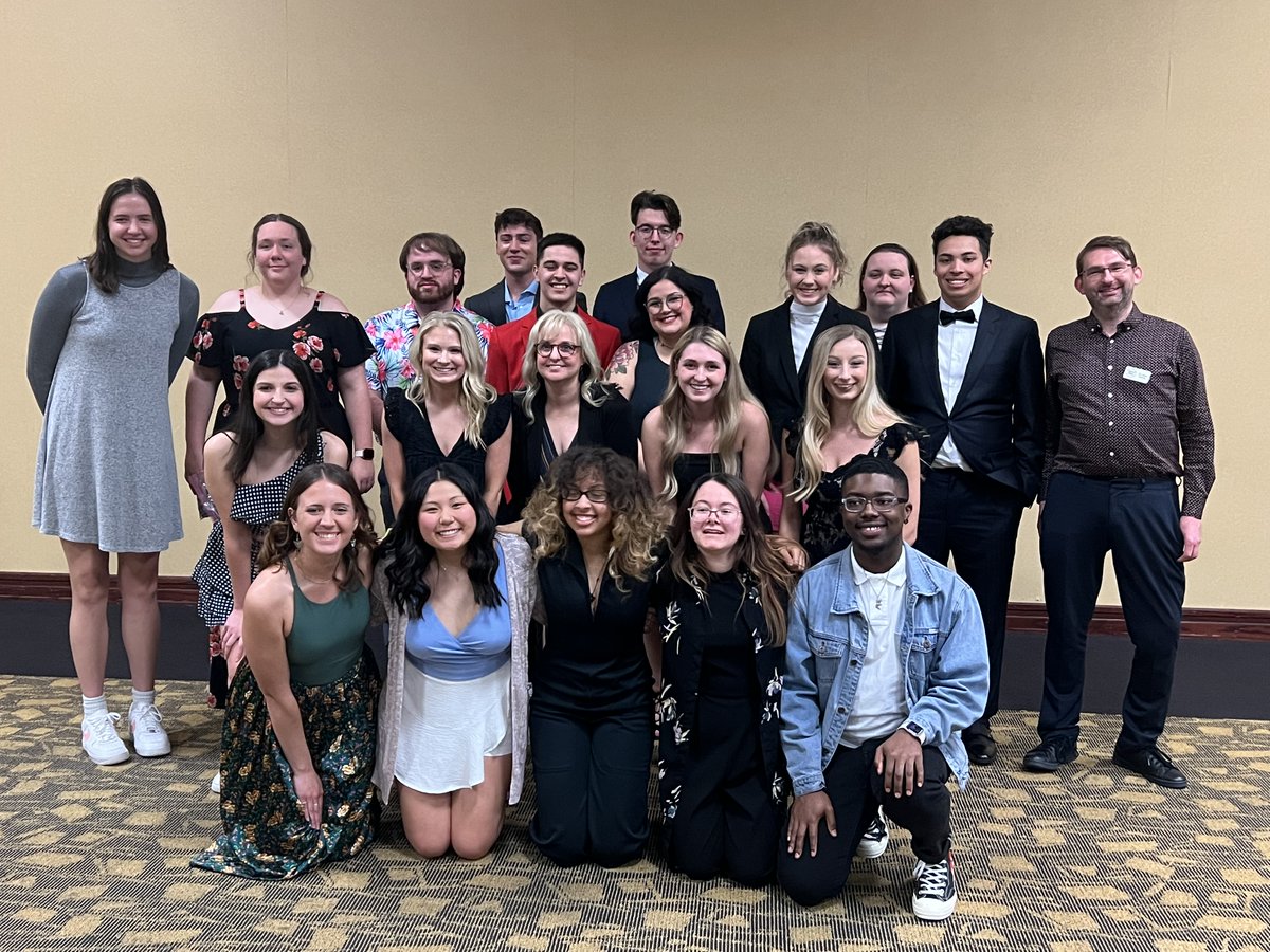 Congratulations to our newest Society for Collegiate Journalist inductees and the graduating seniors! Last night's ceremony was wonderful! #GoGriffs #griffonmedia