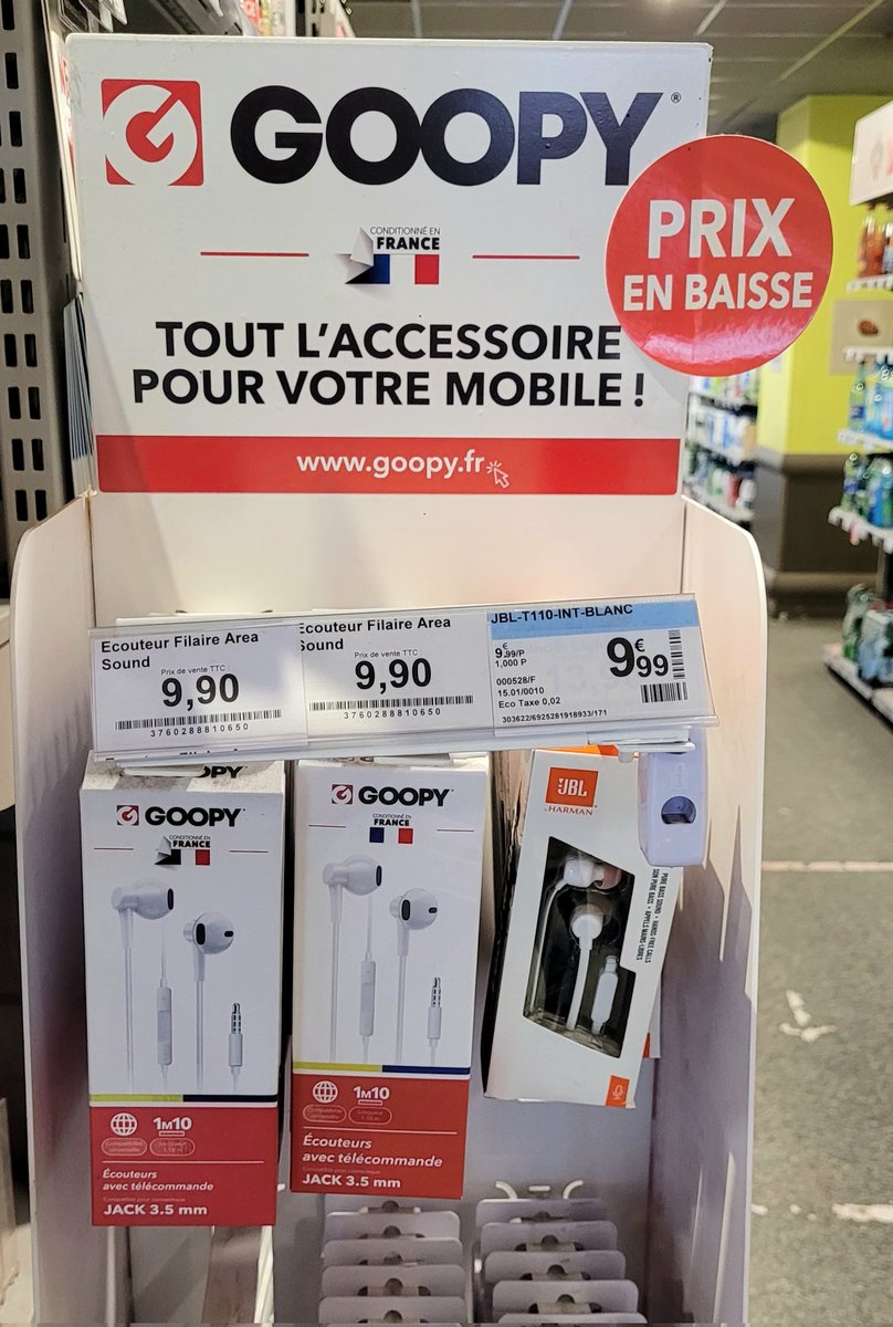 obrianp's tweet image. Who would buy mobile accessories that are goopy? #englishfail