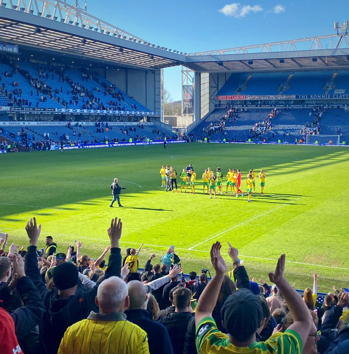 Talk Norwich City tweet media