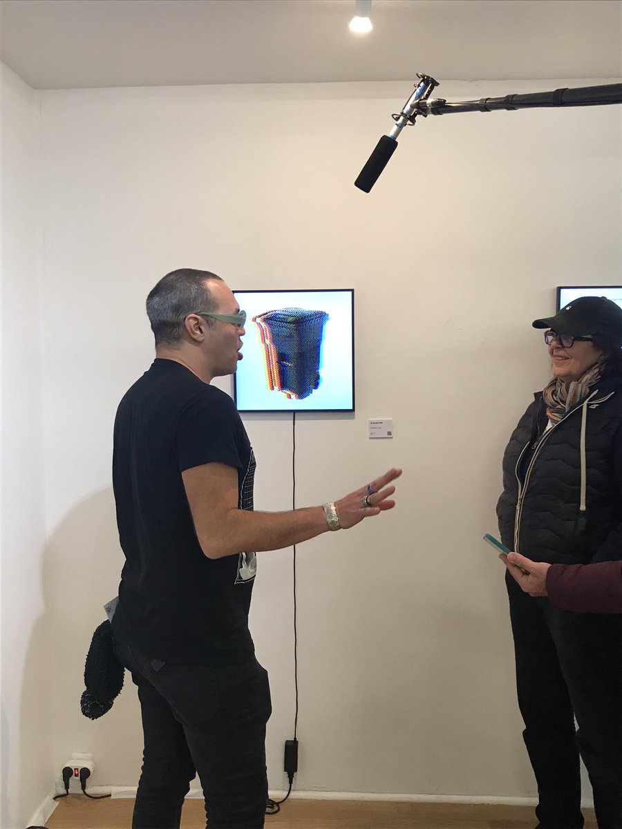 diaghilev21's tweet photo. @ROBNESSOFFICIAL and @albertinmeunier in Paris at @avant_galerie https://t.co/iwmktyRIL9