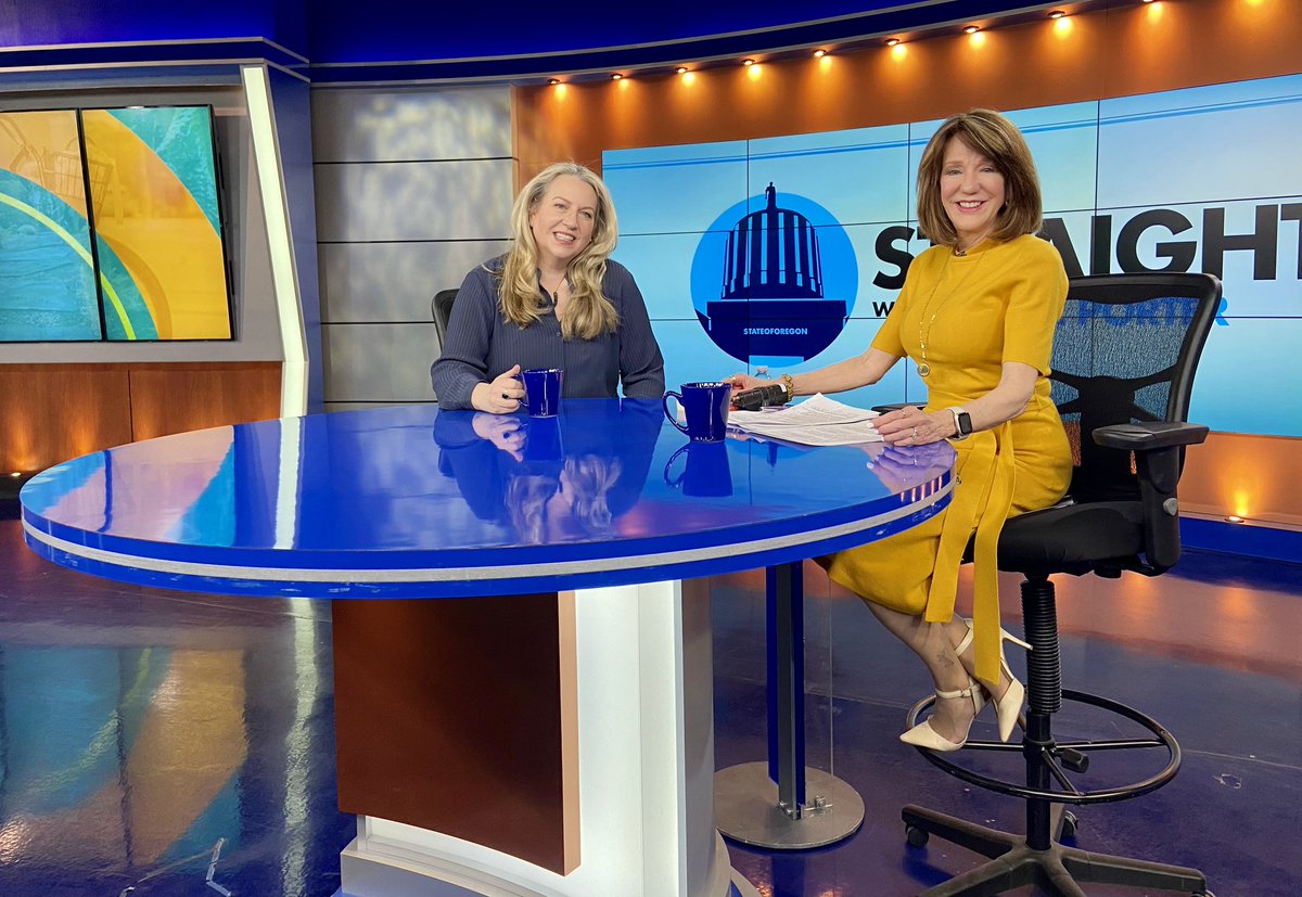 LauralPorter's tweet image. We’re so excited Oregon’s own beloved author @CherylStrayed is our guest on @KGWStraightTalk for a conversation about the new @hulu series based on her book #tinybeautifulthings 
And chat about her life in Portland. Join us for #strayedtalk
7pm tonight; 6:30pm Sat &amp;amp; Sun