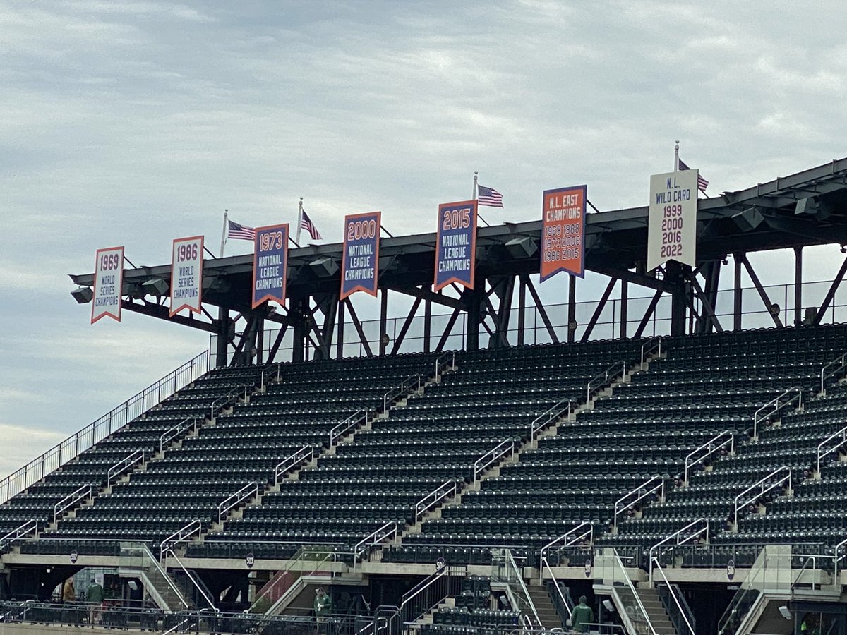 JohnCerilli's tweet photo. SO happy to be back at @CitiField! It’s 2023 @Mets #OpeningDay and the stadium couldn’t look better! New, massive scoreboard! New championship signage! New commemorations to #RalphKiner AND #BobMurphy now! #LGM #LFGM #Flushing #Queens #NYC @MLB #baseball ⚾️ 🎩 🍎 💙 🧡 https://t.co/JWedY9vZtL