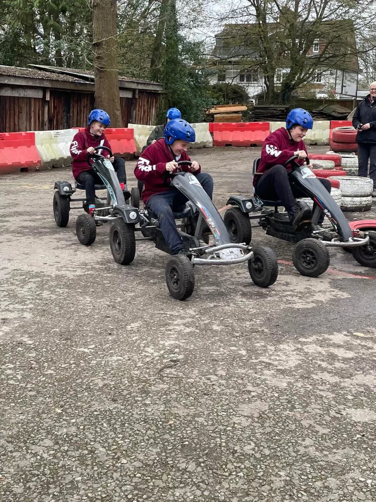 BognorScouts's tweet photo. Members of Nimrod Troop,  1st Bersted Air Scout Group have just returned from a great looking few days away camping with some great activities to enjoy as well. Even the leaders are known to have tried there hand at the activities. https://t.co/3O7SyGYxEf