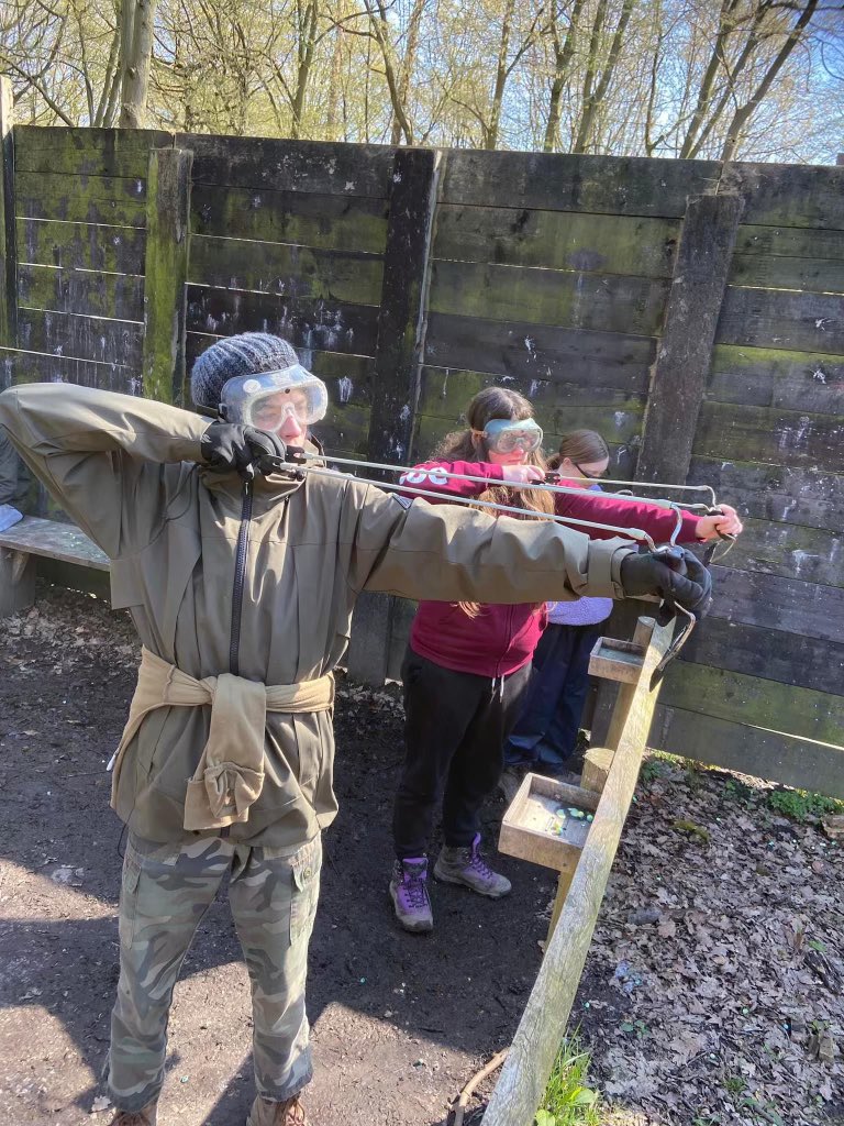 BognorScouts's tweet photo. Members of Nimrod Troop,  1st Bersted Air Scout Group have just returned from a great looking few days away camping with some great activities to enjoy as well. Even the leaders are known to have tried there hand at the activities. https://t.co/3O7SyGYxEf
