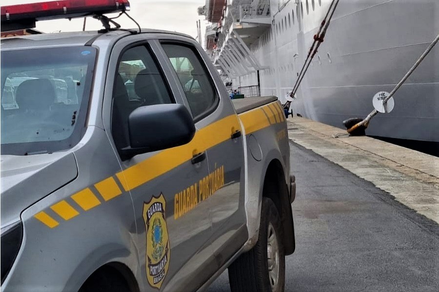 SEGPORTEMFOCO's tweet photo. GUARDAS PORTUÁRIOS DO RIO DE JANEIRO PASSAM A TER SINDICATO PRÓPRIO
#guardaportuaria #guardaportuária #gport #guapor #policiaportuaria #AutoridadePortuaria #portosrio #cdrj #sindicatodosportuarios #MTE
Link:
https://t.co/uK9oS1kpw6 https://t.co/AggGb3y45n