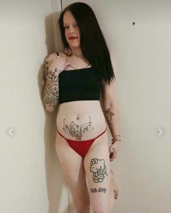 Want some sexy content cashapp me for small tips 😍 $Kittykittens702 https://t.co/dxPOQRkCok