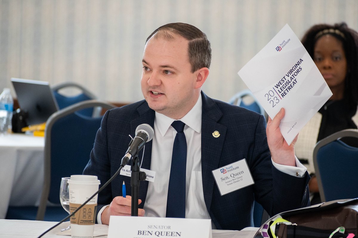 Hunt_Institute's tweet photo. "When you see The Hunt Institute coming through your inbox, I hope you’re really paying attention and reading those resources," said @Ben_Queen, Cohort 8. "I hope everyone will continue to see WV as a place where you can make an impact, even from Cary, NC." #HKFellows #WVLR23 https://t.co/wqUMcEn3Bf