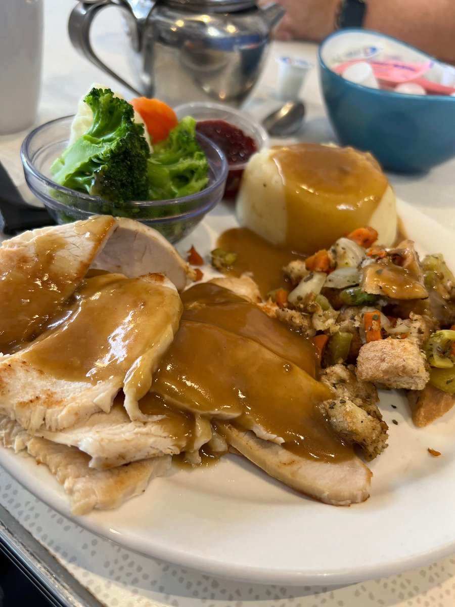 Hey did you know PJ’s on Chemong is open today ? They are also offering a fantastic Easter supper with all the trimmings all weekend long !