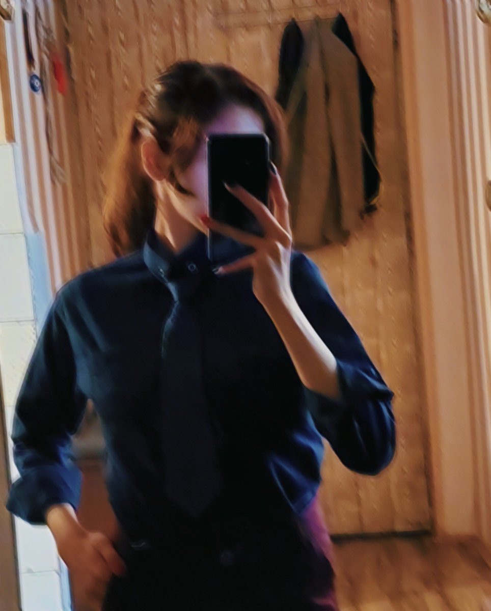 H39752139's tweet photo. نمیدونم میاد تی التون یا نه
صرفا چون دوستش داشتم :>

#EXOLSelcaDay @weareoneEXO @bhundre https://t.co/6KwE1FbM3v