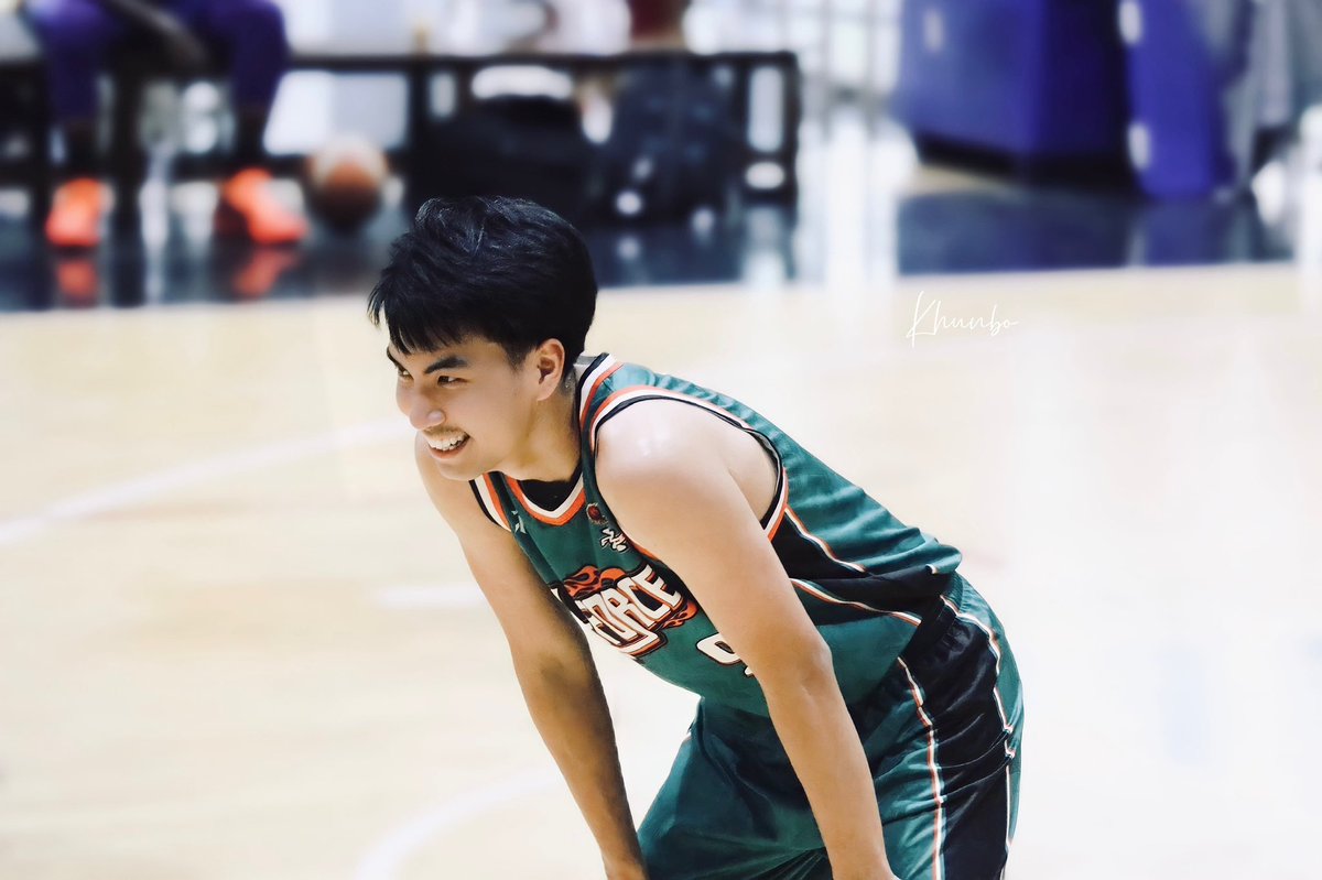 BBkhunbo's tweet photo. อะไรที่ทำให้เธอยิ้มได้น่ารักขนาดนั้น… 🤎🐻

#ChainCholasit9 #Chain9 @chainzcls https://t.co/XGVZl7M4RO