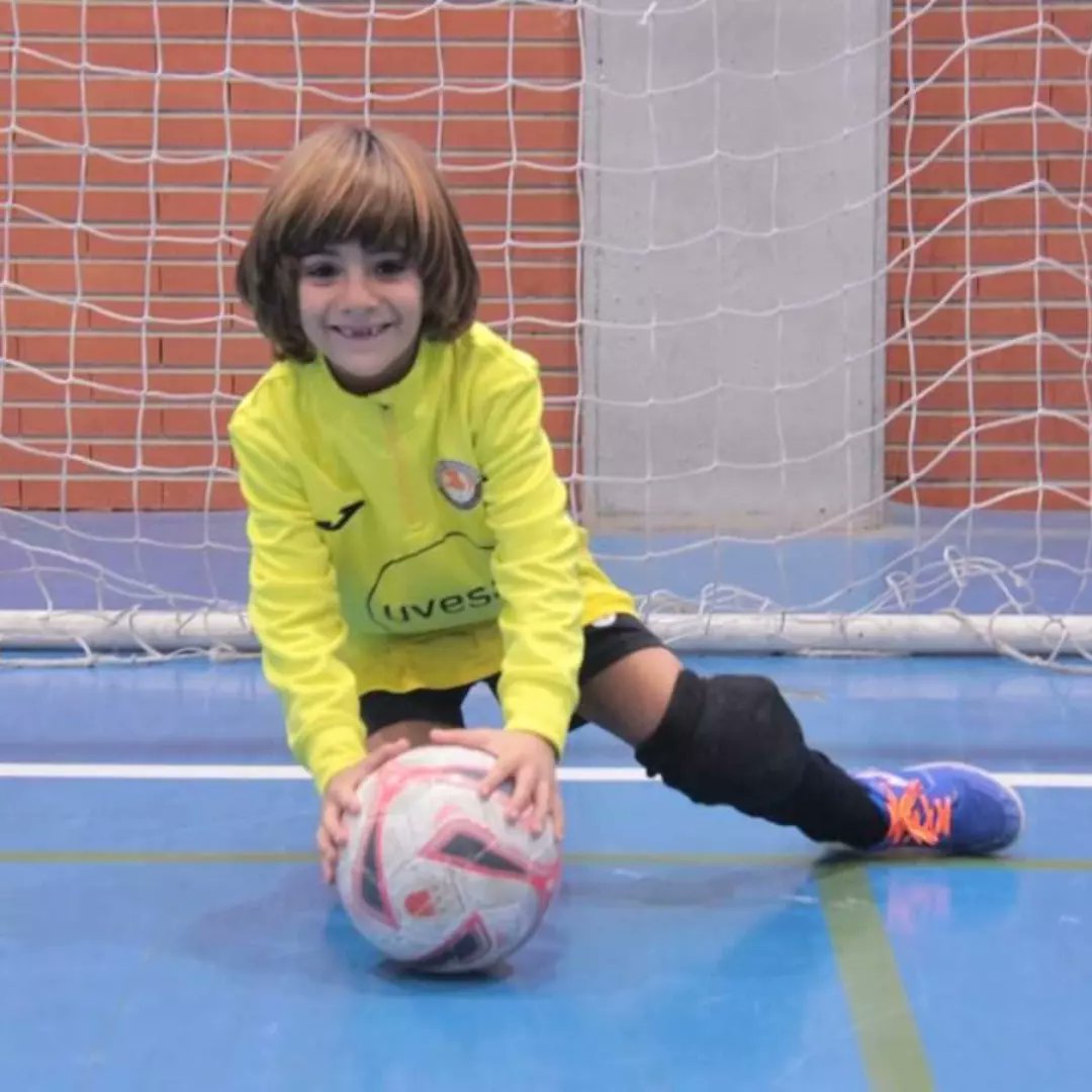 RiberaNavarraFS's tweet photo. 🙂 El domingo, Diego Martón, jugador de nuestra Escuela, será el protagonista de la Bajada del Ángel.

🥰 ¡Disfruta de tu día! https://t.co/ai7ThGJFP3