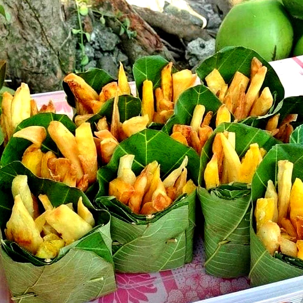 PlasticPollutes's tweet image. Feel Good FRYday. 🥬 🍠 Check out these fries in the Philippines. No plastic needed.⁠ 📸 by Enrileno Nak via @NetZeroCompany #PlasticPollutes #BreakFreeFromPlastic