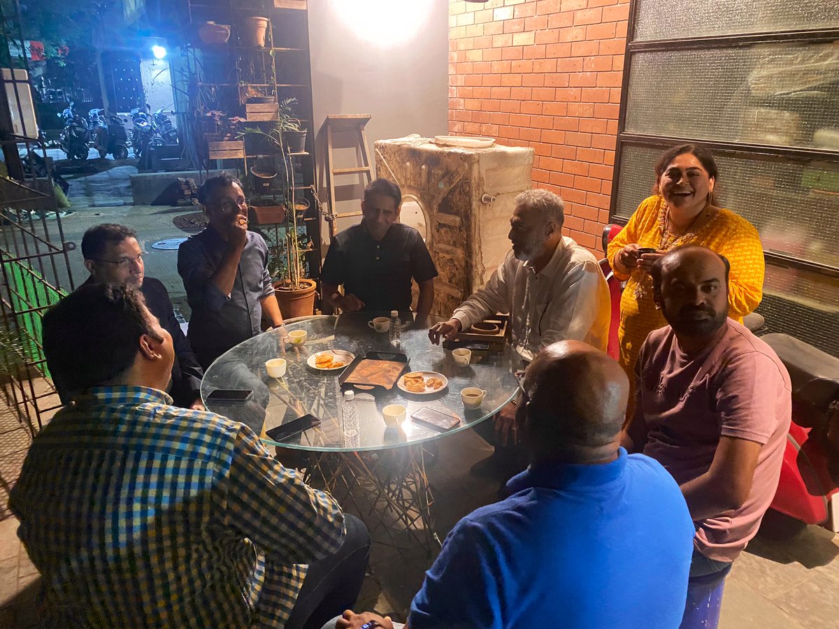 kumarmanish9's tweet photo. #Ahmedabad Twitter catchup in person🥳 over chai at @threedotdesigns to announce 12th edition of #AhmTwitterMeetUp is coming soon⏳ :)
@Seldomcooker1 @Chiragkapuriya @altertwit @meenukaul @jatin10 @NiravAkshay @RajTMulchandani & Nadeem bhai. https://t.co/YLEwOvKC92