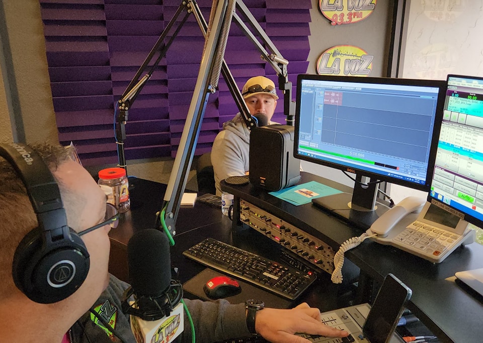 lavoz933's tweet photo. *** In Studio Guest/Anjelique &amp; Sweet City Band ***
We want to say Thank You to Anjelique &amp; Sweet City Band for joining us in studios, get ready for a fun time on Easter Sunday April 9, 2023 tune into La Voz 93.3FM for details!
https://t.co/uM1ftpdSkX 
@anjeliquemusic
#LAVOZ933 https://t.co/qXrHxvxOWL