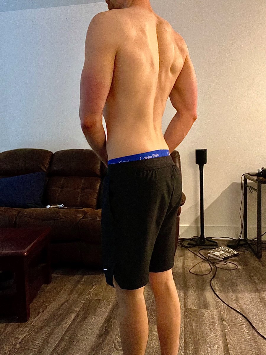 str8collegeboy's tweet photo. Happy good Friday 🔥 https://t.co/do5TKs5UIC