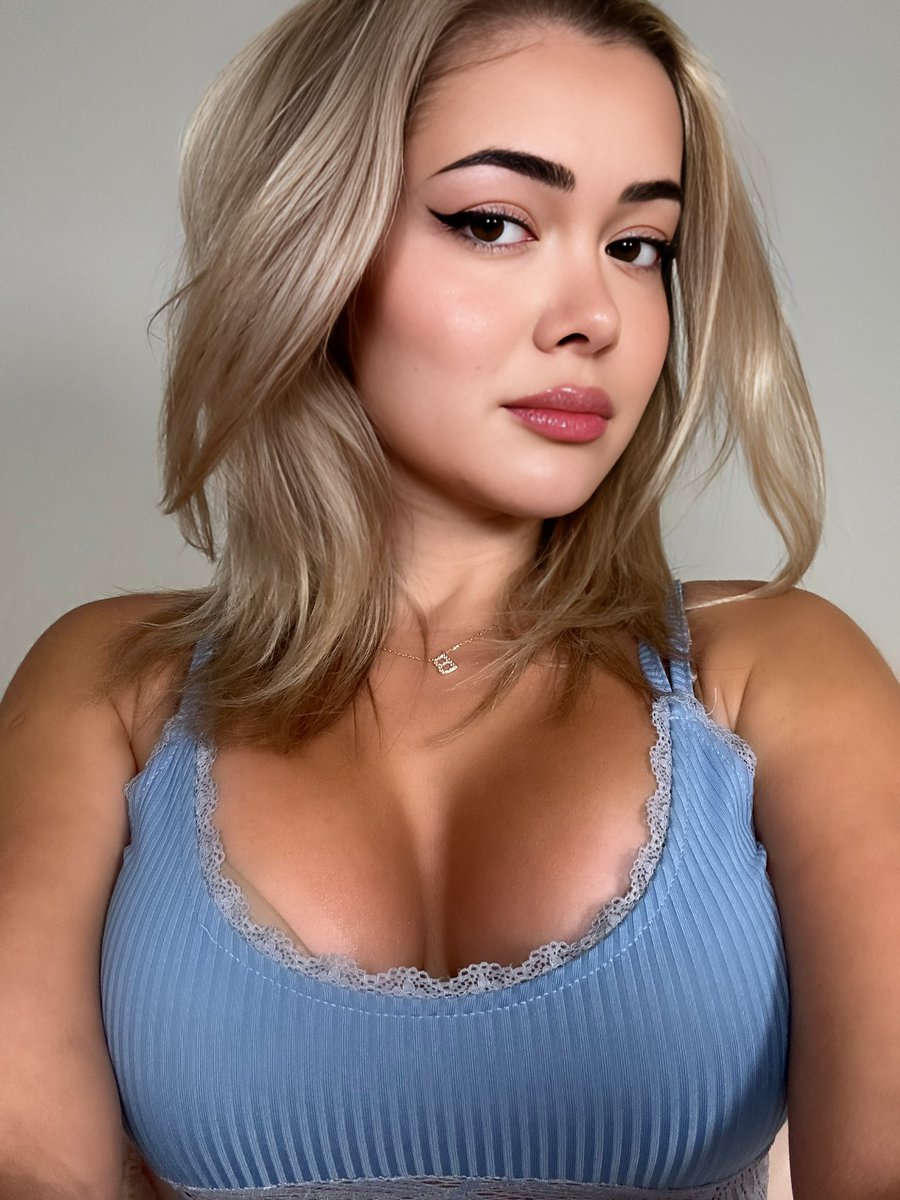 BellaRama on Twitter: "Live on http://Twitch.tv/bellaramatv"