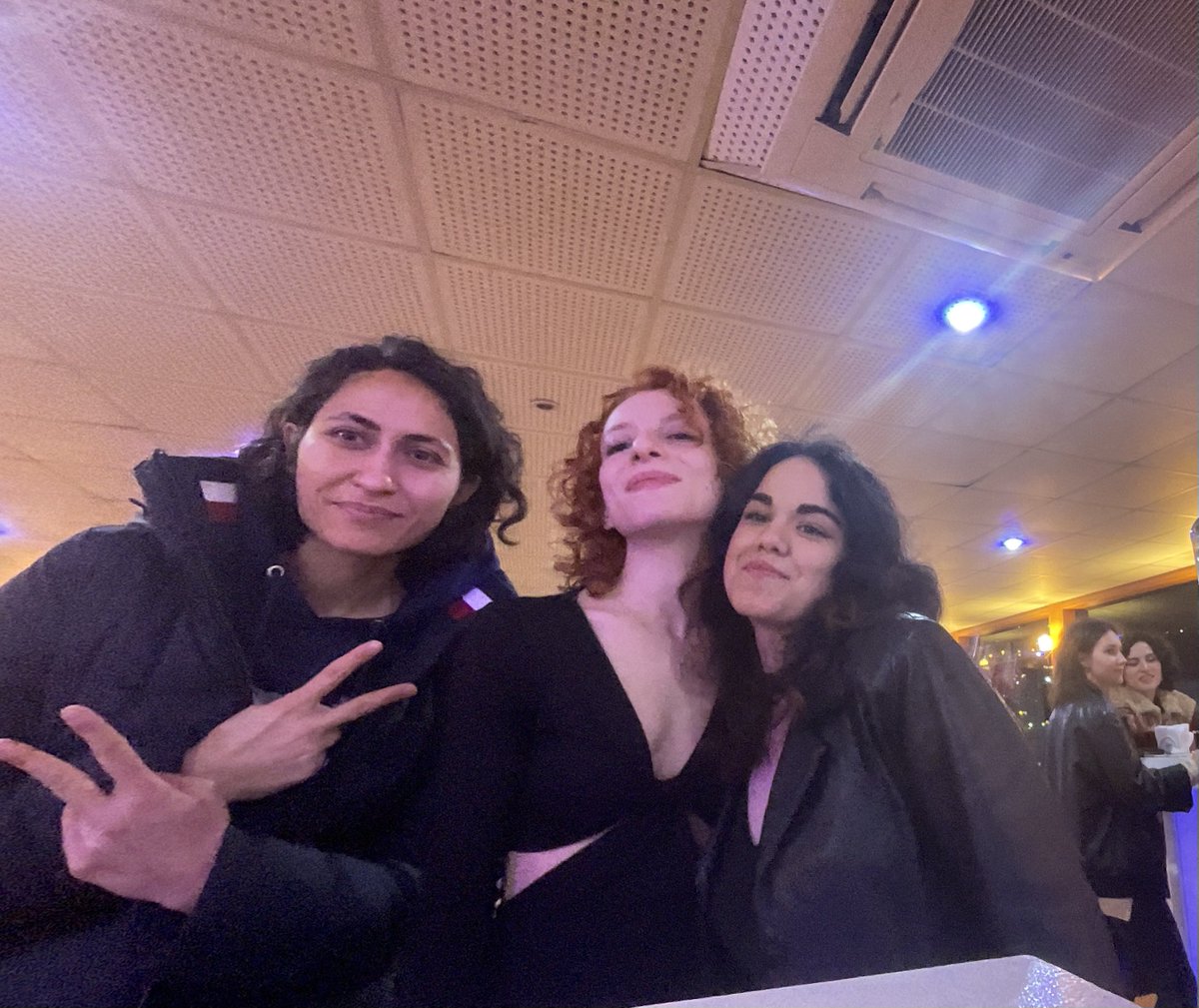 We participated as Hypatia Network team at Solana Crossroads event held in Istanbul last week 🌸 We met nice people and had a lot of fun!

<a href="/SolanaCrossroad/">Solana Crossroads ✨ ISTANBUL</a> @furkandnft <a href="/nida_kucuky/">Nida.era</a> <a href="/elifipekoguzhan/">Elif İpek Oğuzhan</a> <a href="/kriptoleo/">Sinop tek erkek</a> <a href="/yuukiarwen/">Sule</a>