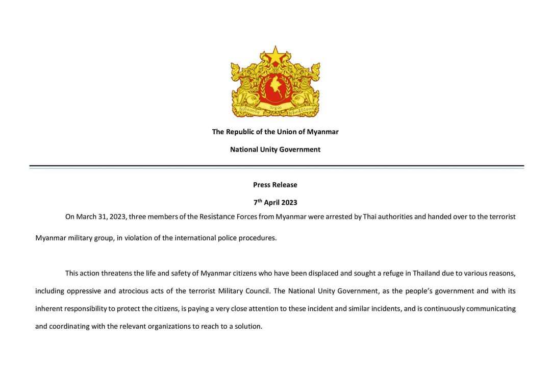 MayWongST's tweet photo. #Myanmar's @NUGMyanmar accuses #Thailand of violating "international police procedures" after 3 resistance fighters were reported to have been handed over to Myanmar army after they crossed into Thailand to seek medical help
https://t.co/XCr0aon2Pn #พม่า #WhatsHappeninglnMyanmar https://t.co/OC8lA0vCge