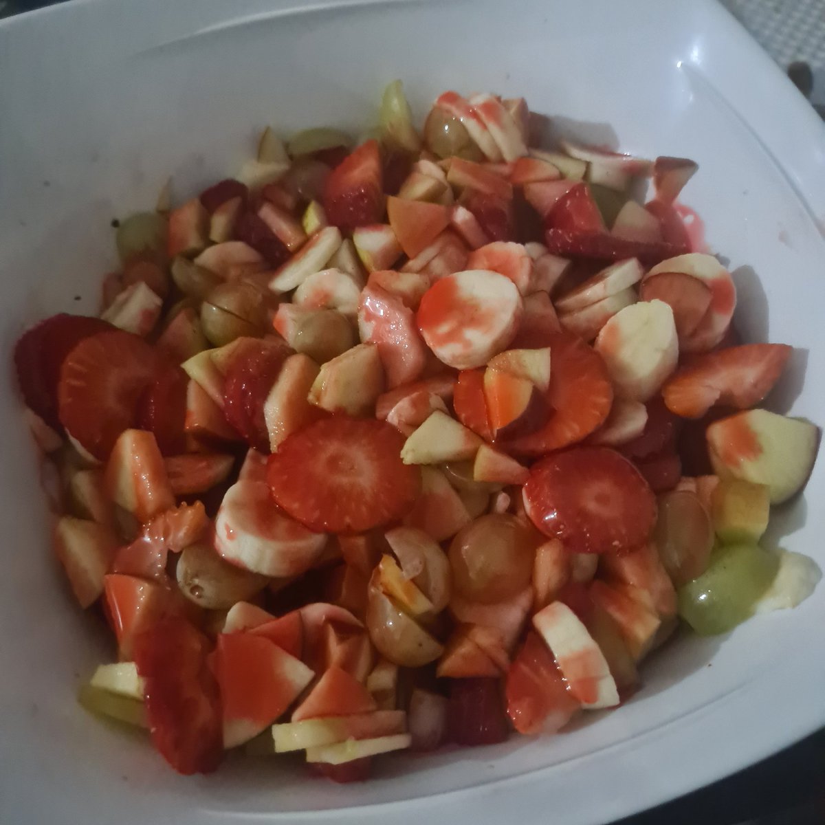 Stay_AwayJ898's tweet image. My #Fruitchat is better than yours #bajisafdar