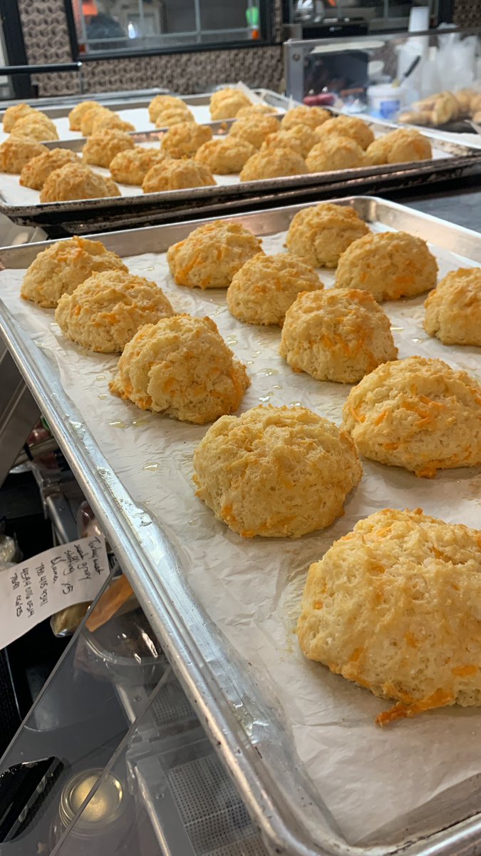 careit_deli's tweet photo. Happy Easter🐇. Cheddar Biscuits going with our Easter Ham Dinner. #careit #Easter #local #fresh #cheflife #create #yum #chefkam #deli https://t.co/ZDBHITQ61Z