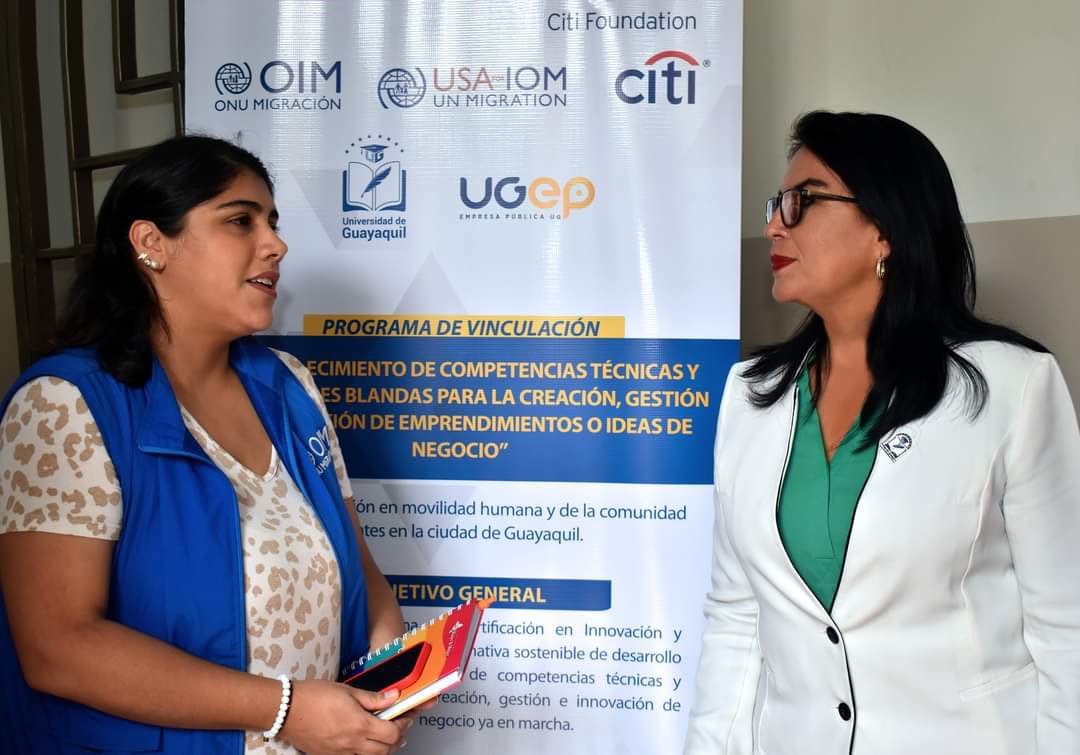 Gracias al aporte <a href="/OIMEcuador/">OIM Ecuador</a> Citi Foundation, USA for IOM, <a href="/UdeGuayaquil/">Universidad de Guayaquil</a> <a href="/ugep_ec/">UGEP - Empresa Pública UG</a> Facultad de Ciencias Administrativas, entregamos 93 kits  (mochila, termo, calculadora y pendrive) como parte del proceso de enseñanza de los procesos de emprendimientos a migrantes venezolanos.