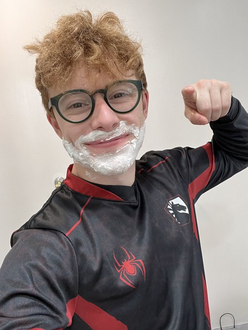 I’m a guest at Dreamhack today, if you see me around say hello! ? https://t.co/NldhDj9sDP