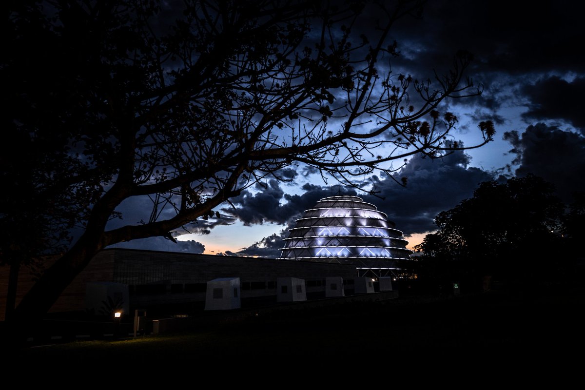 RT #KigaliConventionCentre Dome is lit in grey colour for the 29th commemoration of the 1994 Genocide against the Tutsi. 
Remember, unite and renew.

 #kwibuka29
#RwandaisOpen