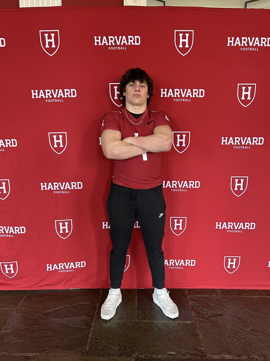 Taran Blasy tweet media