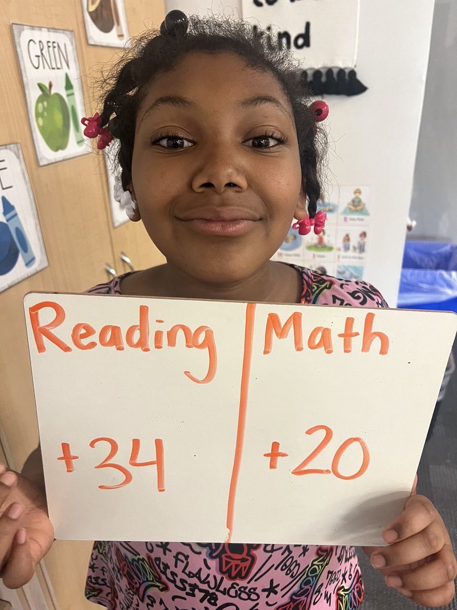 Ms. Hakanson tweet media