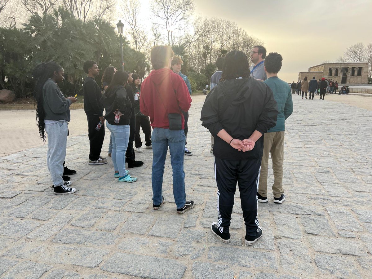 DCISchool's tweet image. DCI’s Voyager Exchange Program provides all interested students in good academic standing the opportunity to improve their foreign language proficiency and build relationships with students abroad. Here are images of the students that traveled to Spain this year! #ibforall