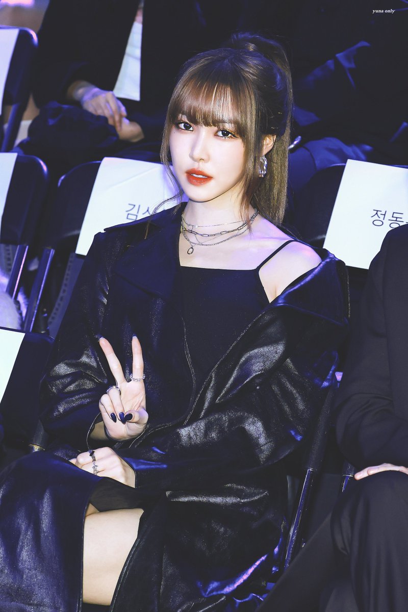 yuju pics tweet media