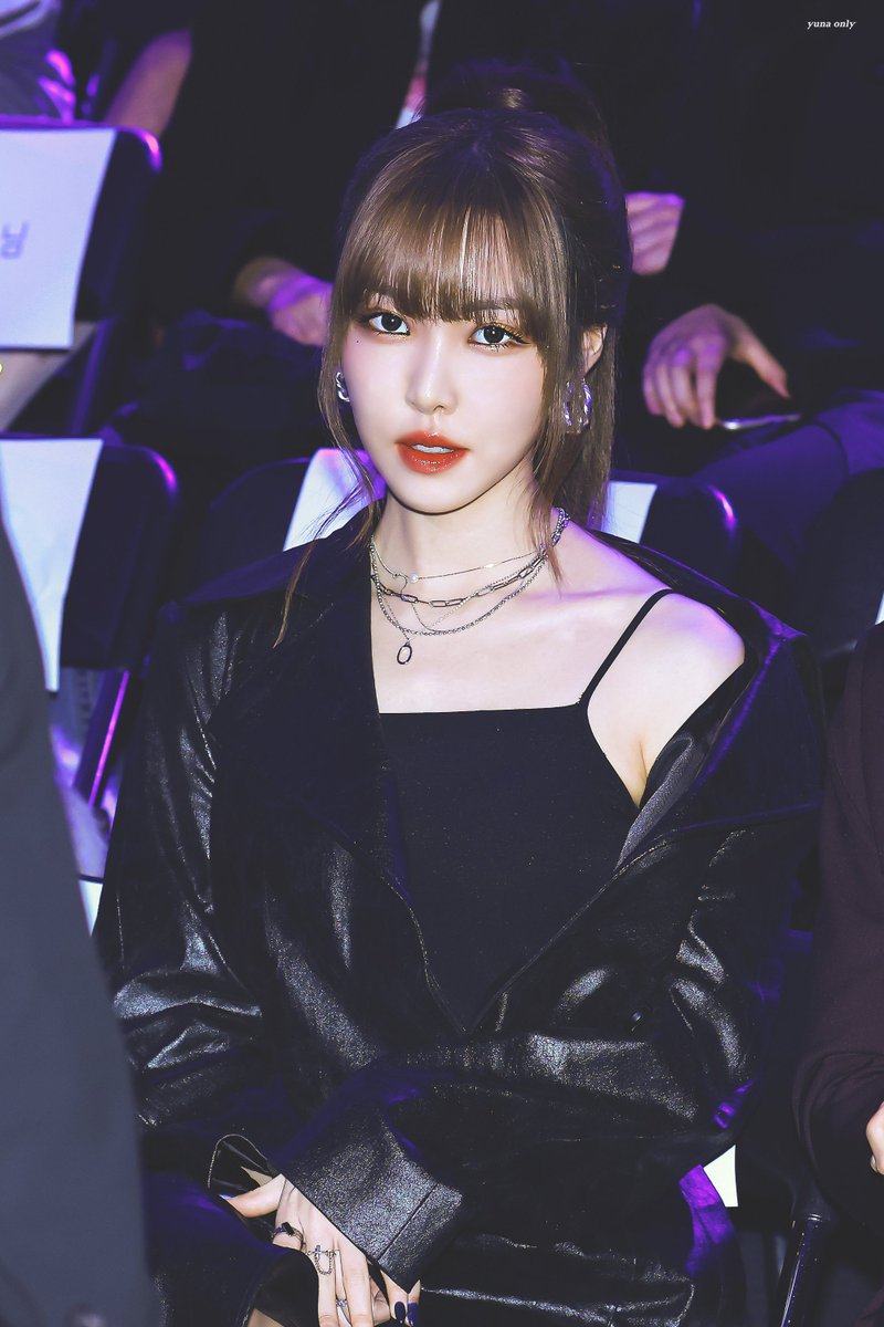 yuju pics tweet media