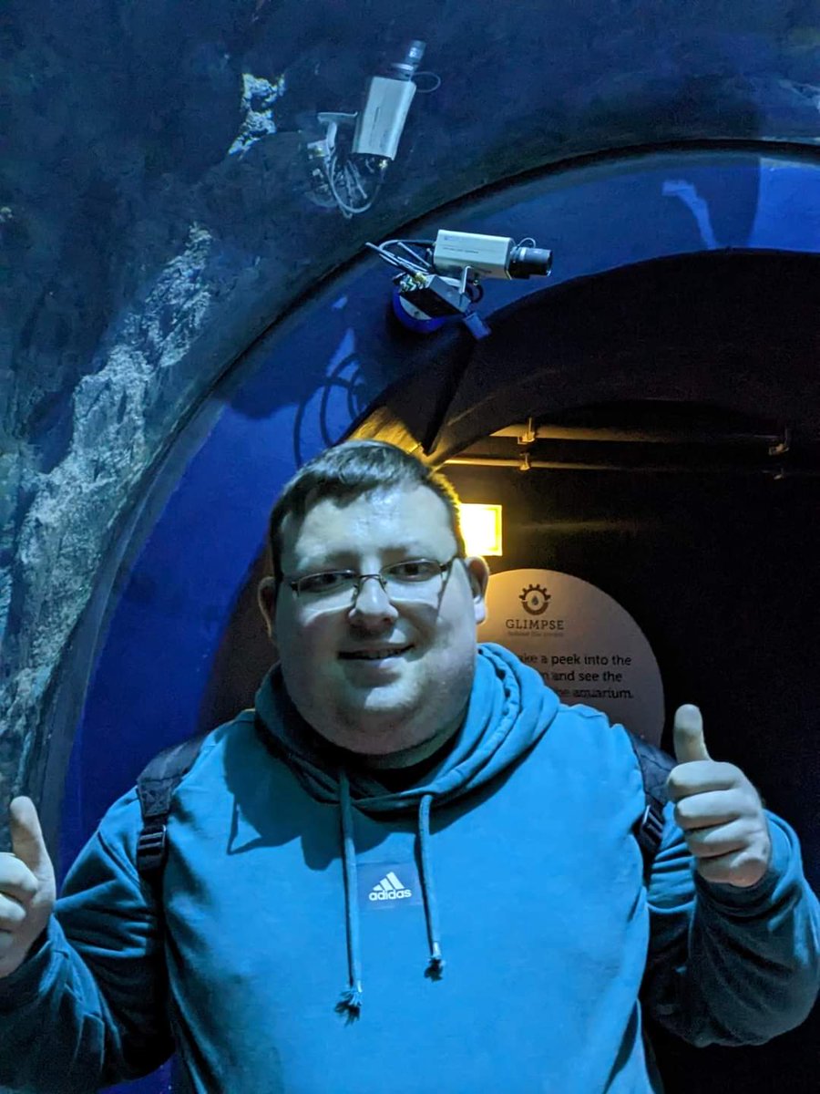 CoastFamilies's tweet photo. On Wednesday we went to @TheDeepHull with over 100 members all had a great time https://t.co/tXLZgLi02W