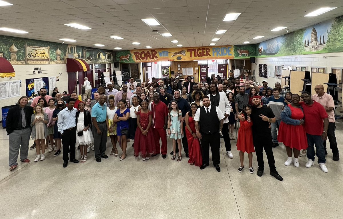 HCPS Girls Prep tweet media